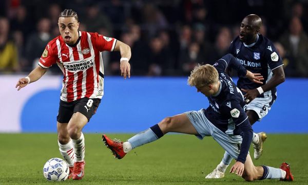 USMNT defender Sergiño Dest makes return from ACL injury with PSV