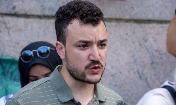 Ice arrests Palestinian activist who helped lead Columbia protests, lawyer says