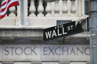 Wall Street sell-off turns ‘ugly’ as US recession fears grow