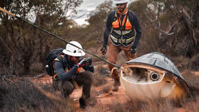 Saucer-like 'Winnebago' space capsule lands in Australia — marking 1st for commercial space industry