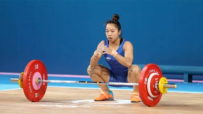 Weightlifter Mirabai Chanu delays return, eyes Commonwealth meet