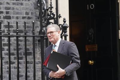 Government must stop ‘outsourcing’ decisions to regulators, PM tells Cabinet