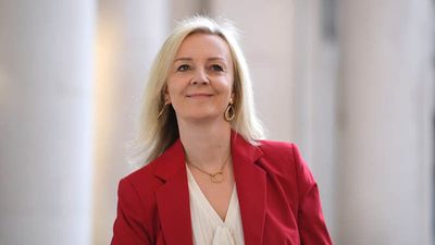 Liz Truss Plotting ‘UK MAGA’ Comeback to Revive Her Political Career