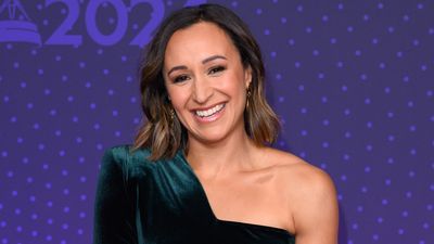 Jessica Ennis-Hill just combined lemon yellow trousers with the 2025 summer nail trend we'll be jumping on