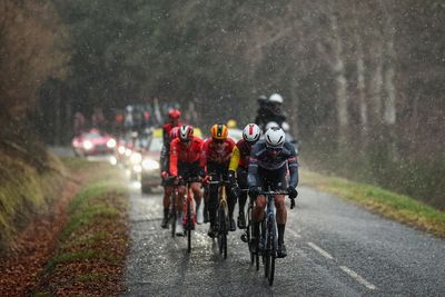 Racing restarted with 28km to go on Paris-Nice stage 4 after grim weather conditions forced neutralisation