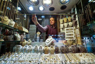 Iran bets big on gold as it weathers Trump turmoil