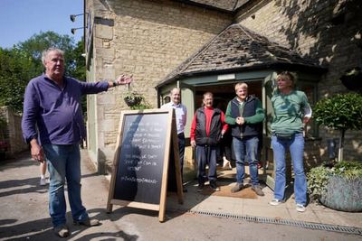 Jeremy Clarkson to give away 1,000 free kegs of beer to struggling pub owners