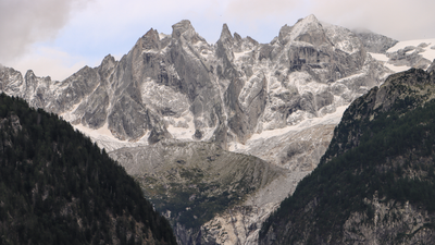 "Every pitch was a real conquer" - Climbers summit one of the last wild faces in the Alps in expert 4 day ascent