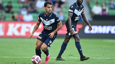 Popovic hands Arzani a Socceroos reprieve as Duke axed