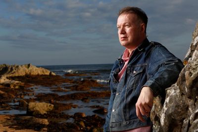 Edwyn Collins: Nation Shall Speak Unto Nation review – the sense of an ending