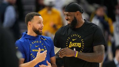 LeBron James Congratulates Steph Curry on 'Crazy' 4,000 Career Threes Milestone