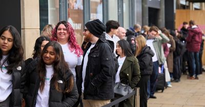 Scots queue for 12 hours for 'world famous' chicken sandwich