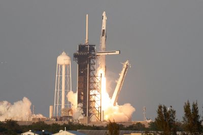 SpaceX finally launches after scrubbing mission days ago to replace astronauts who have been in space for months