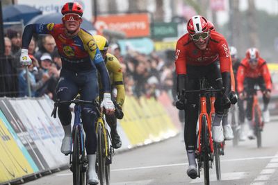 Paris-Nice: Mads Pedersen wins stage 6 as Matteo Jorgenson makes GC gains on brutal day of echelon racing