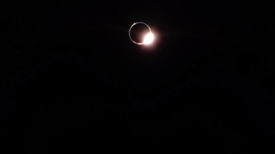 Wow! Private lunar lander watches 'diamond ring' eclipse from the surface of the moon (photo)