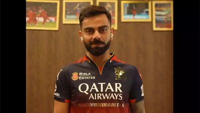 'The King is here': Virat Kohli arrives in Bengaluru for IPL 2025, fans go crazy - Watch