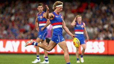 Bulldogs optimistic on defender after horror collision