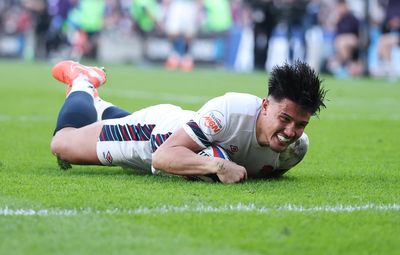 How do bonus points work in the Six Nations?