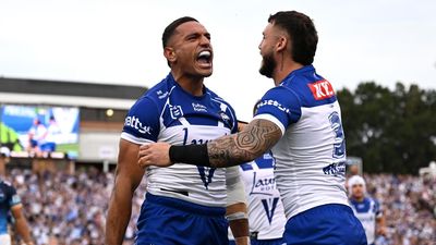 Bulldogs lick injury wounds after biting the Titans