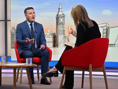 Streeting ‘genuinely sorry’ for anxiety over job losses amid war on quangos