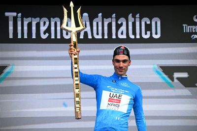 As it happened: Juan Ayuso wins Tirreno-Adriatico as Jonathan Milan dominates final sprint and avoids late crash