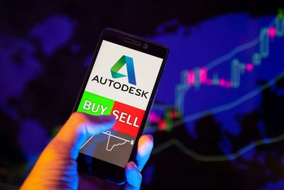 Is Autodesk Stock Underperforming the Nasdaq?