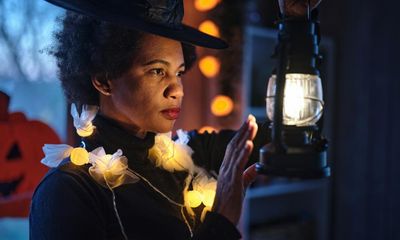 Dressing like a witch is in fashion – finally I am ahead of the curve