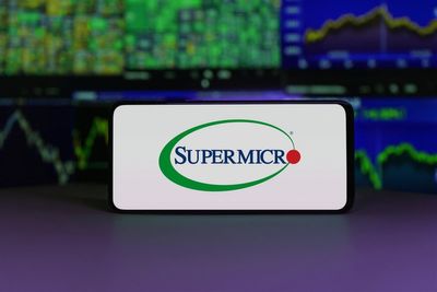 Super Micro's International Presence Makes It a Winning Stock