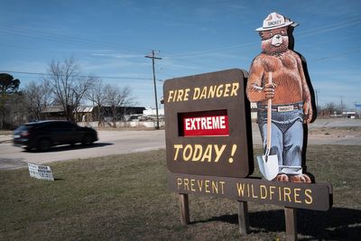 ‘Extreme’ warnings issued as threat of brush fires looms for millions in central US this week