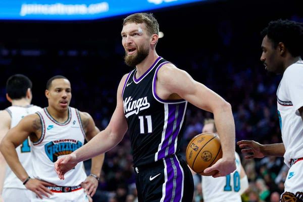 Kings’ Domantas Sabonis Out At Least 10 Days With Ankle Sprain