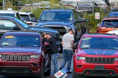 Edmunds: Avoid these five mistakes when buying a used vehicle