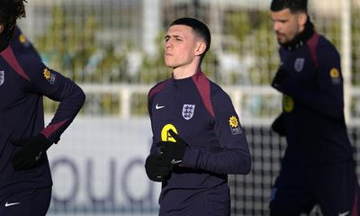 Foden must do more than flicker to earn key World Cup role for England