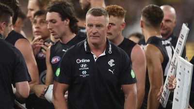 Carlton ignore 'noise', make just one change for Hawks