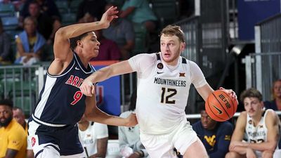 Darian DeVries's Son Expected to Transfer From West Virginia to Indiana