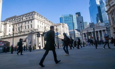 Bank of England says companies freezing hiring plans as it keeps interest rates on hold