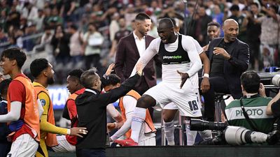 Panama Had a Wild Celebration With Thierry Henry After Match Winner vs. USMNT