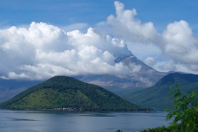 Indonesia's Mount Lewotobi Laki Laki volcano erupts, prompting alert level to be raised