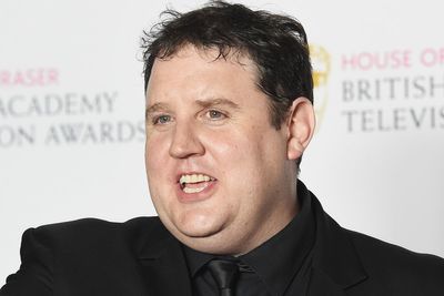 Peter Kay threatens to set security on hecklers weeks after Lisa Riley controversy