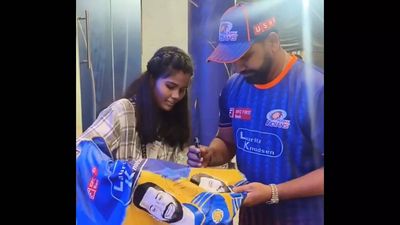 Viral video: Rohit Sharma fulfils fangirl's dream by signing customised jersey