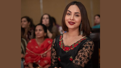 Pakistani actor Nimra Khan shares 7-day diet plan following which she lost 8 kilos in a week