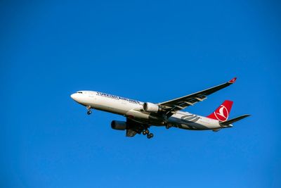 Baggage handler trapped in aircraft cargo hold nearly loses legs after surviving -25C ordeal