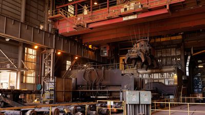 'MacGyvers' praised as steelworks claws back from brink