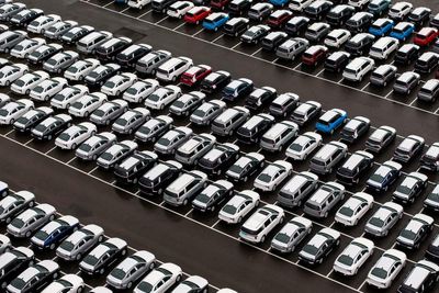 Donald Trump announces new 25% tariffs on cars from overseas