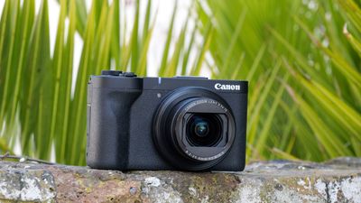 I tested the Canon PowerShot V1, and the Sony-beating vlogging camera is almost the complete package
