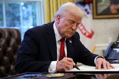 Trump announces new car tariffs in big blow to UK