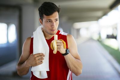 What and when should you eat before and after a workout?