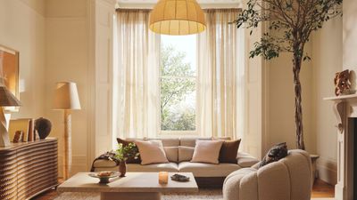 3 Curtain Mistakes That Are Making Your Room Feel Smaller — Pitfalls to Avoid, and What to Do Instead