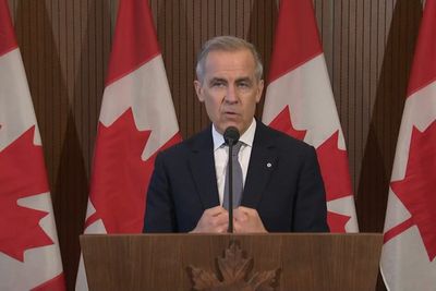Mark Carney responds to new 25% tariff on non-U.S. cars in direct message to Donald Trump