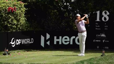 Indian Open: Ajeetesh Sandhu one stroke behind leaders