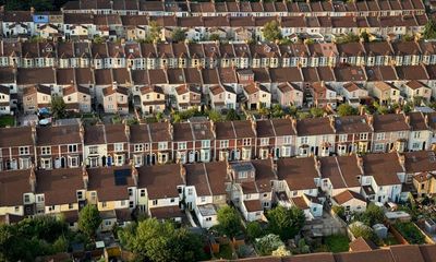 Santander eases mortgage rules so it can lend up to £35,000 more